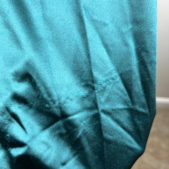 Madden NYC Women extra etra large Green Split Side Cocktail Mini Dress silky - Picture 5 of 7